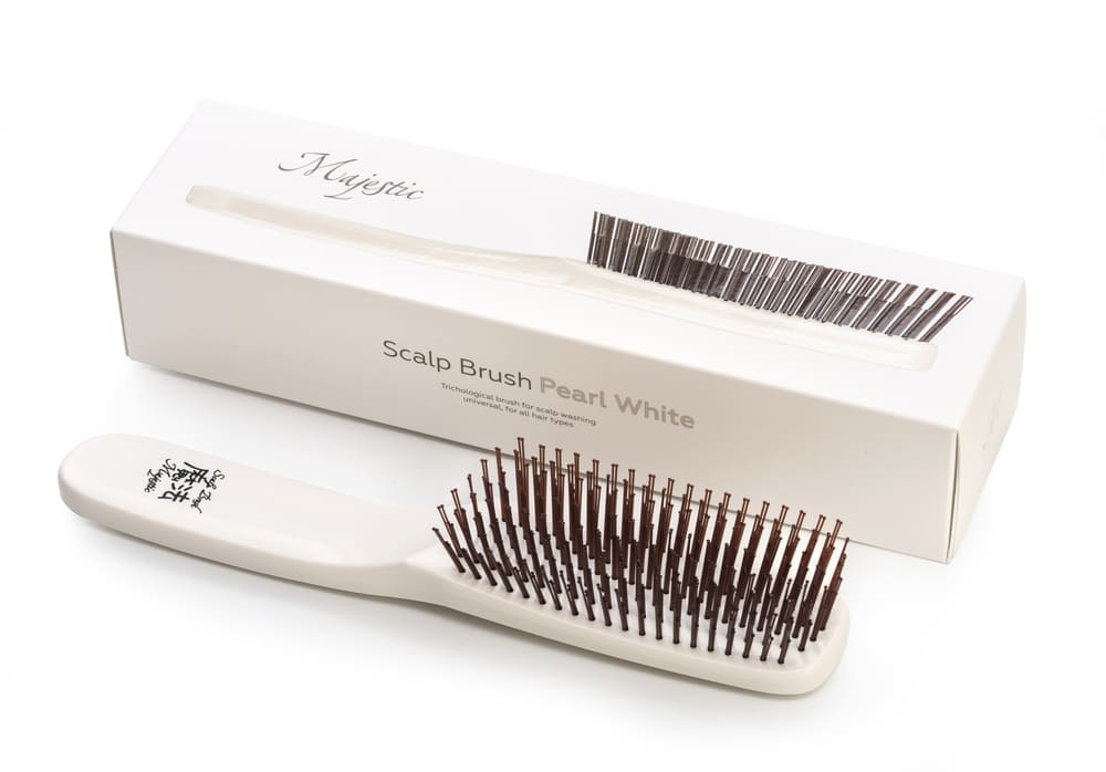 Majestic Scalp Brush, 568 teeth - DAIGO Worldwide