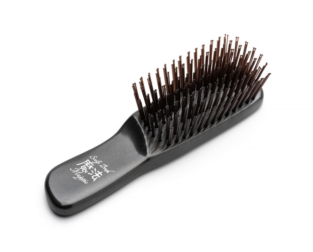Majestic Scalp brush Men - DAIGO Worldwide