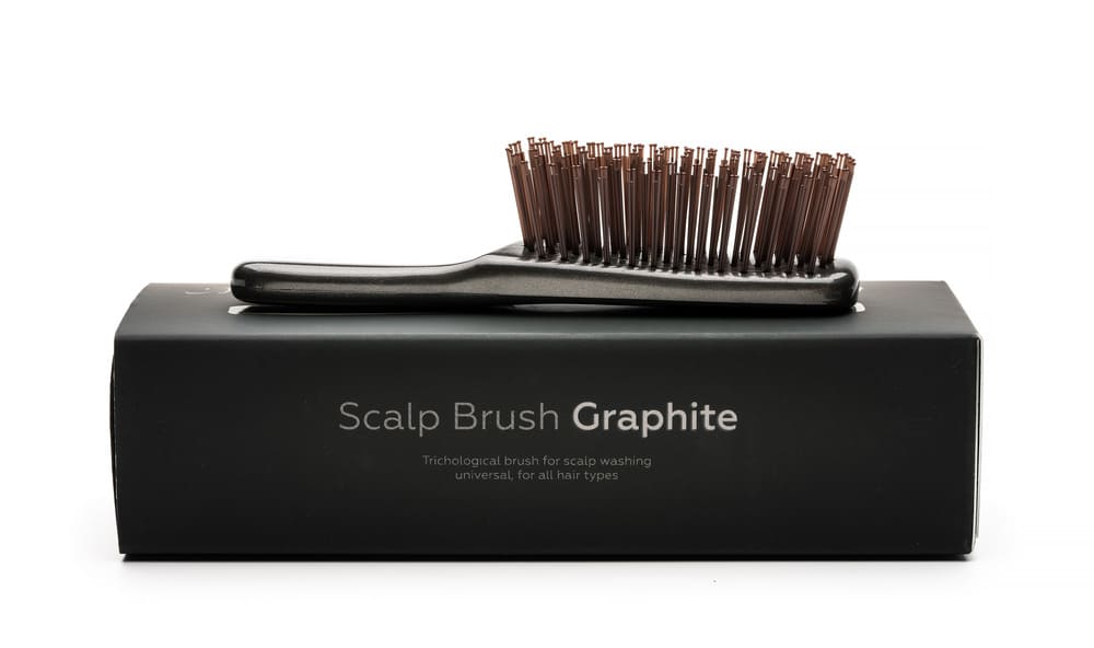 Majestic Scalp brush Men - DAIGO Worldwide